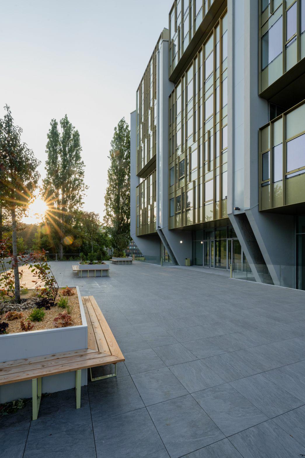 Bureau Villeneuve-d'Ascq 4213m² Location bureau Villeneuve-d'Ascq Nord OLBUR2201876 4